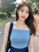 女生脱下裤子给男生捅